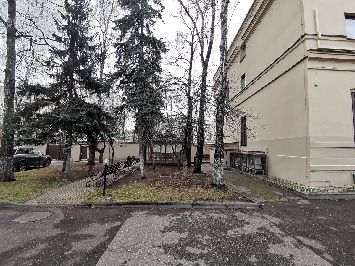 фасад дома, здание по адресу г Москва, ул Поварская, д 40 стр 1